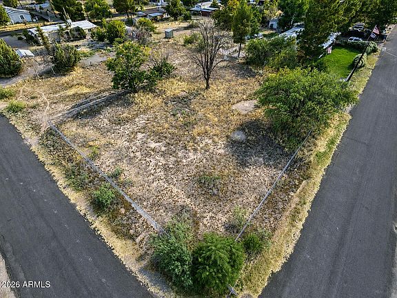 5th image of 1160 S TRAILS END Drive S #14