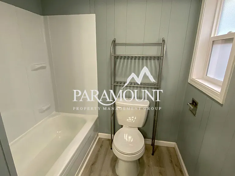 4441 Perry Ave NE — Photo 18