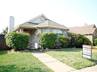 2304 Browning Dr, Mesquite, TX 75181