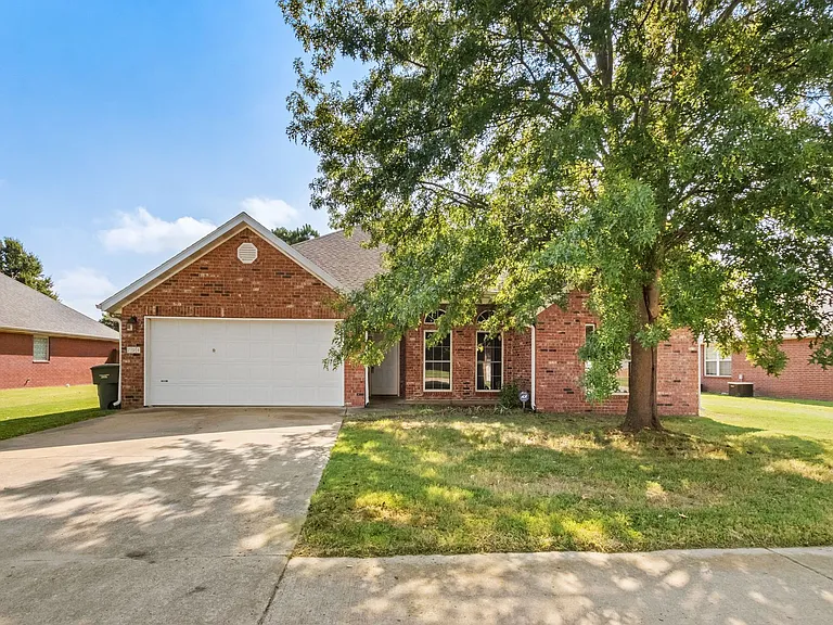 794 N Blazing Star Dr — Photo 1