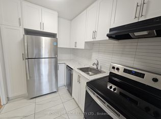 949 Simcoe St N #206, Oshawa, ON L1G 4W3
