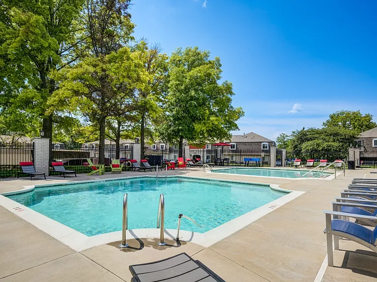 The Elliott at College Park Apartment Homes — Photo 13