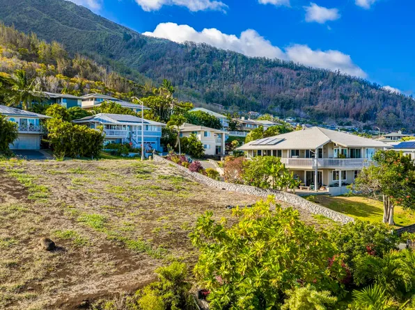 707 Noweo Pl, Wailuku, HI 96793