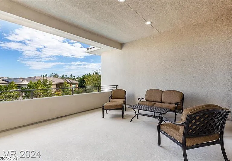 82 Grey Feather Dr — Photo 20