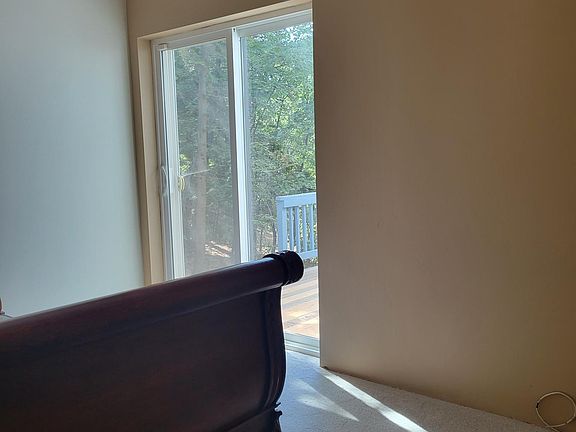 4th image of 3030 Blue Bird Dr