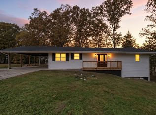 306 Allen Dr, Stanton, KY 40380