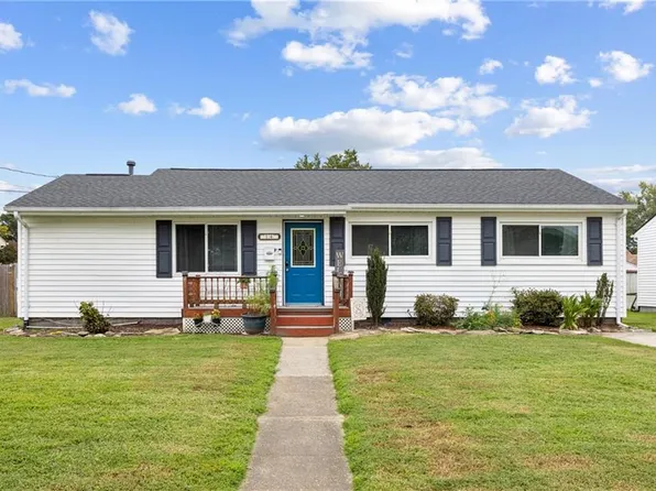 14 Frances St, Newport News, VA 23601