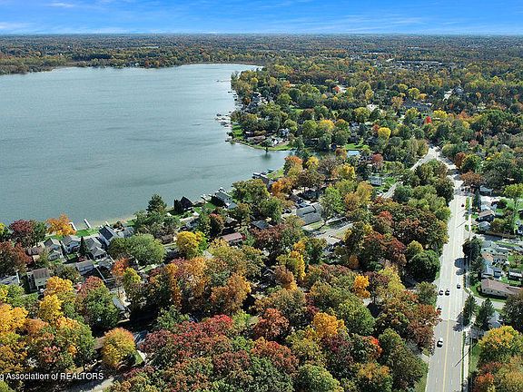 4th image of 6285 W Lake Dr