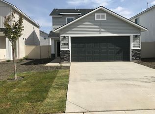2403 Oxon St, Caldwell, ID 83605