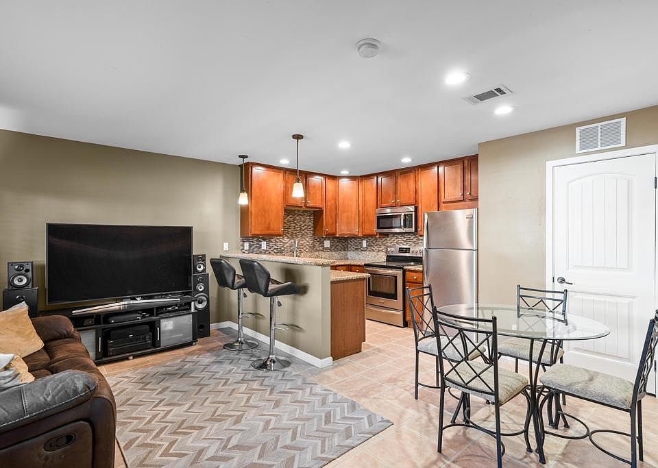 1st image of 213 Westlake Dr Unit 6