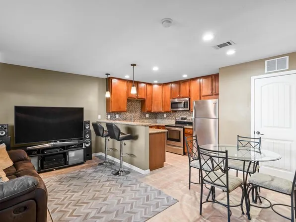 213 Westlake Dr Unit 6, San Marcos, CA 92069
