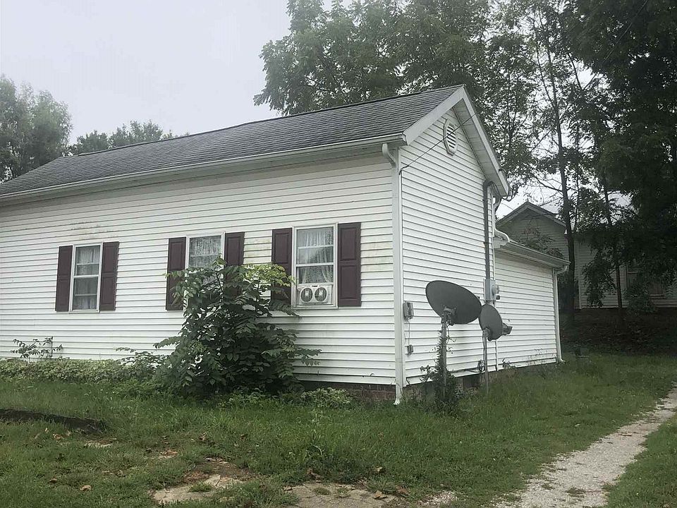 2nd image of 200 S High St