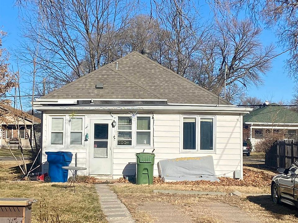 2nd image of 423 E 27th St