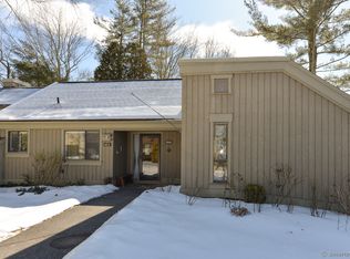 989B Heritage Vlg, Southbury, CT 06488
