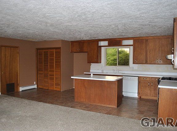 5th image of 708 Bunker Dr