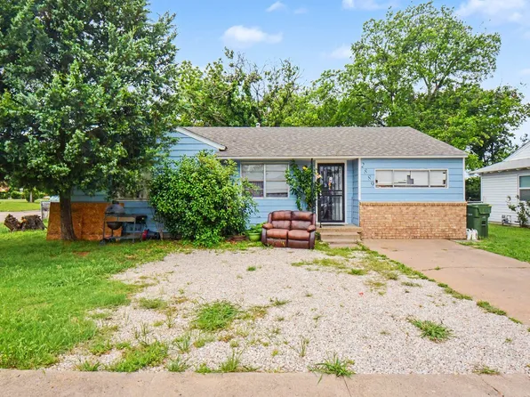 2889 Beasley Dr, Garland, TX 75041