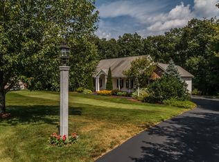 26 Bear Hill Rd, Windham, NH 03087