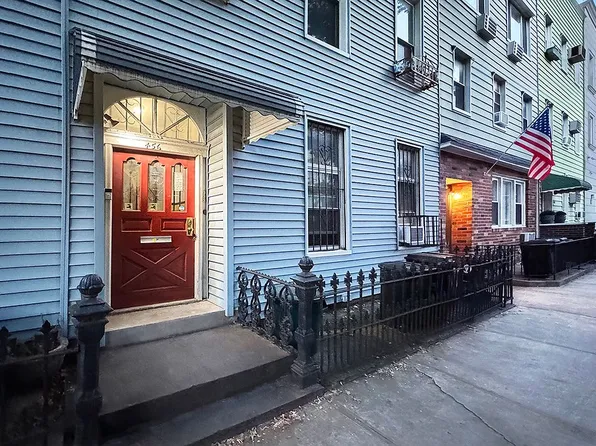 456 Humboldt St, Brooklyn, NY 11211