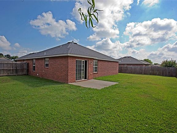 4th image of 4095 W Spring House Dr
