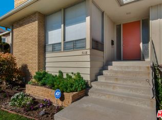5118 Dawn View Pl, Los Angeles, CA 90043