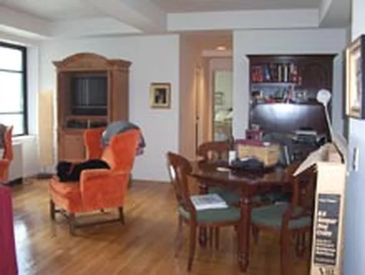 Rented by Sumitomo Real Estate Sales | media 18