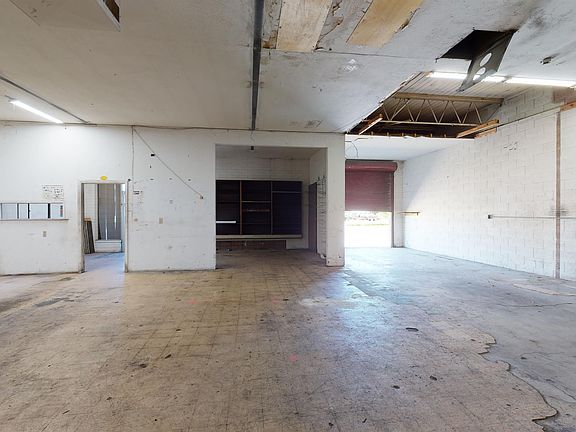 5th image of 3390 S Market St #3390