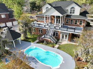 105 Kingfisher Ct, Goose Creek, SC 29445