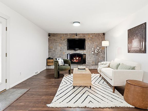 4th image of 7063 E Warren Drive