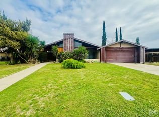 4300 Garnsey Ln, Bakersfield, CA 93309