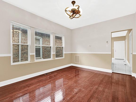 4th image of 5820 S Campbell Ave