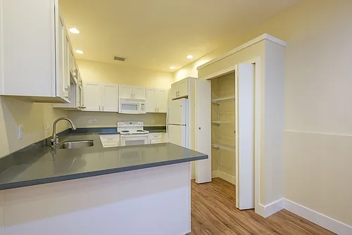 49 W Dravus St Photo 1