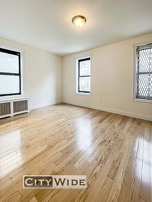3rd image of 686 W 204th St APT 4H