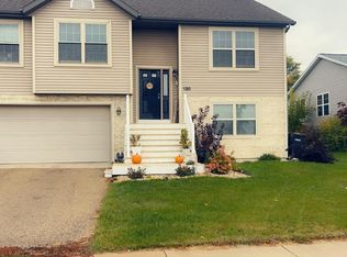 120 Community Dr, Fall River, WI 53932