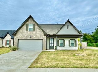8746 Shipp Cv, Millington, TN 38053