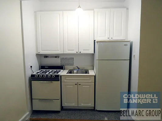 Rented by Bellmarc Realty | media 27
