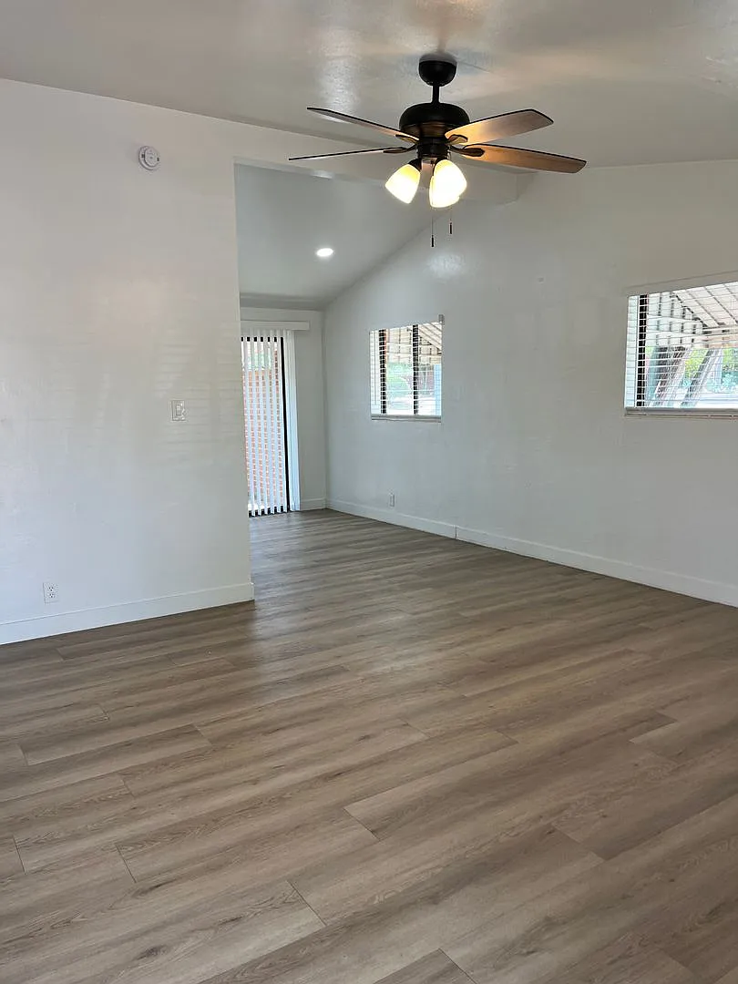 The Cardon Apartments — Photo 4
