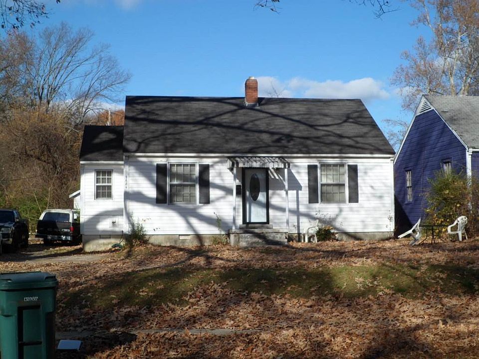 1st image of 3684 Park Ave