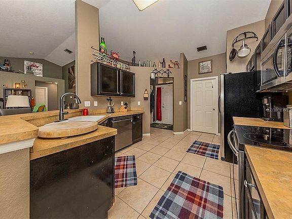 5th image of 3238 Richardson St