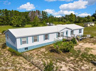 11089 Fulmar Rd, Weeki Wachee, FL 34614