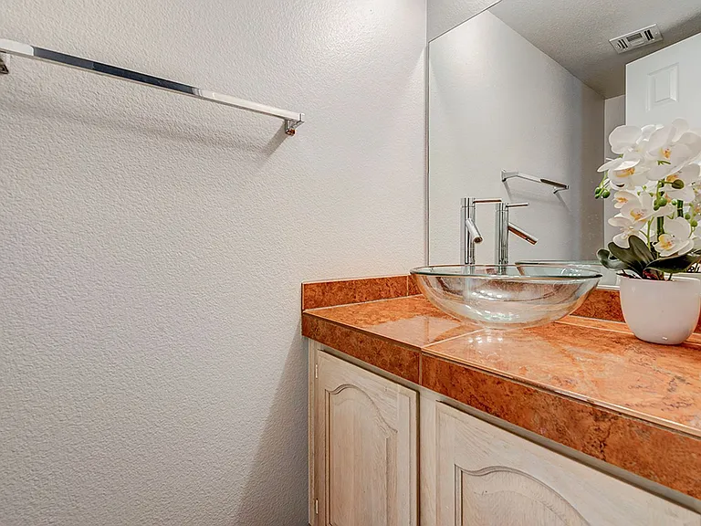 2641 Golden Sands Dr — Photo 11