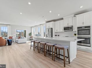 13549 Innovation Station Loop, Herndon, VA 20171