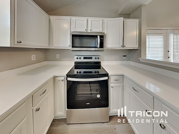 5th image of 712 Meadowcreek Ct