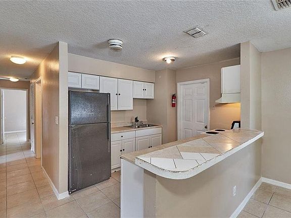 5th image of 3404 E Powhatan Ave
