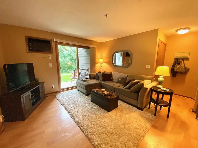2160 Ridge Dr — Photo 8