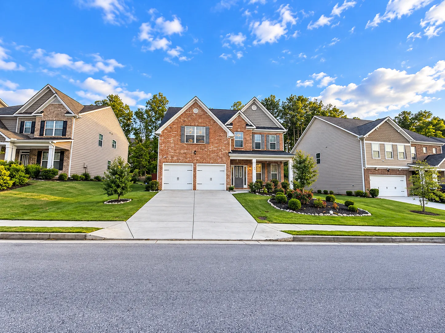 5 bed, 2676 sqft, $2,980 — Photo 1