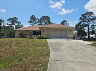 113 Greenbriar Blvd, Lehigh Acres, FL 33972