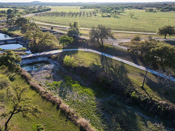 3rd image of 157 Chick Ranch Loop