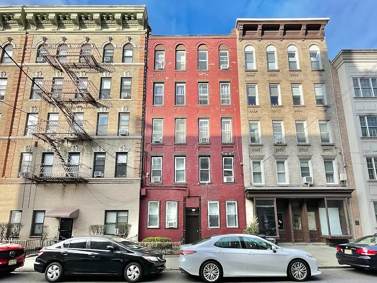 510 Adams St #2R — Photo 18
