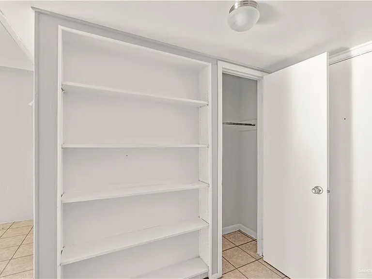 201 N Montevideo Ave #2 — Photo 6