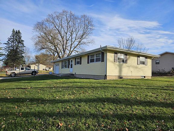 2nd image of 27914 Hillcrest Dr